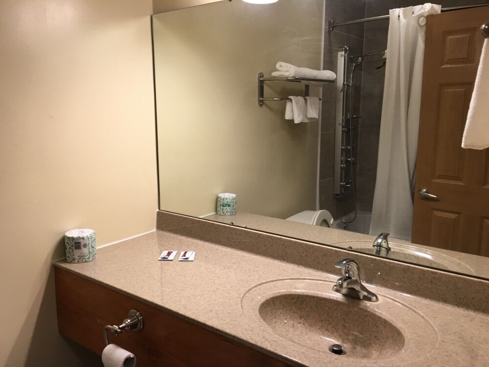 Jefferson City Vacations - Budget Inn - Property Image 11