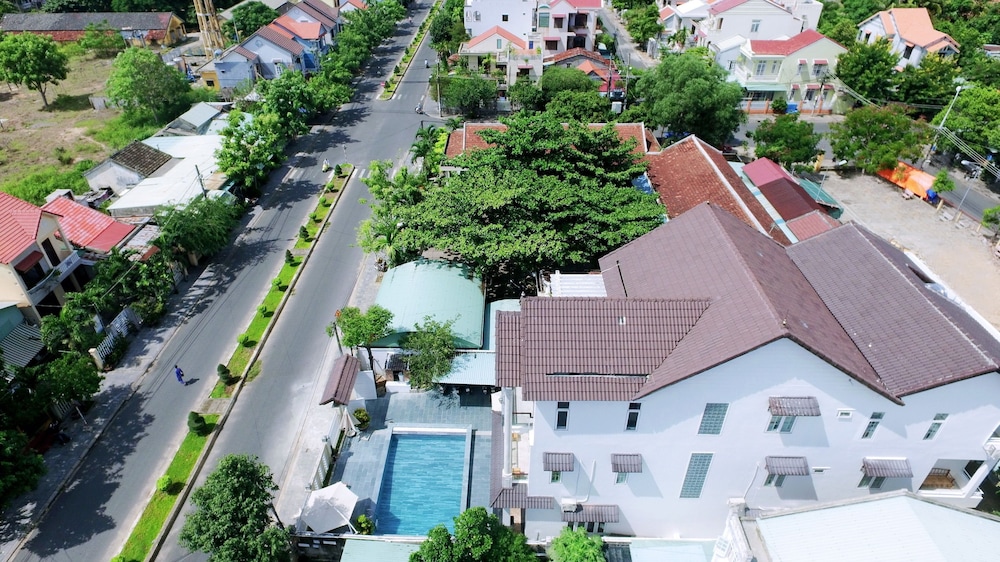 Well-To-Do Villa