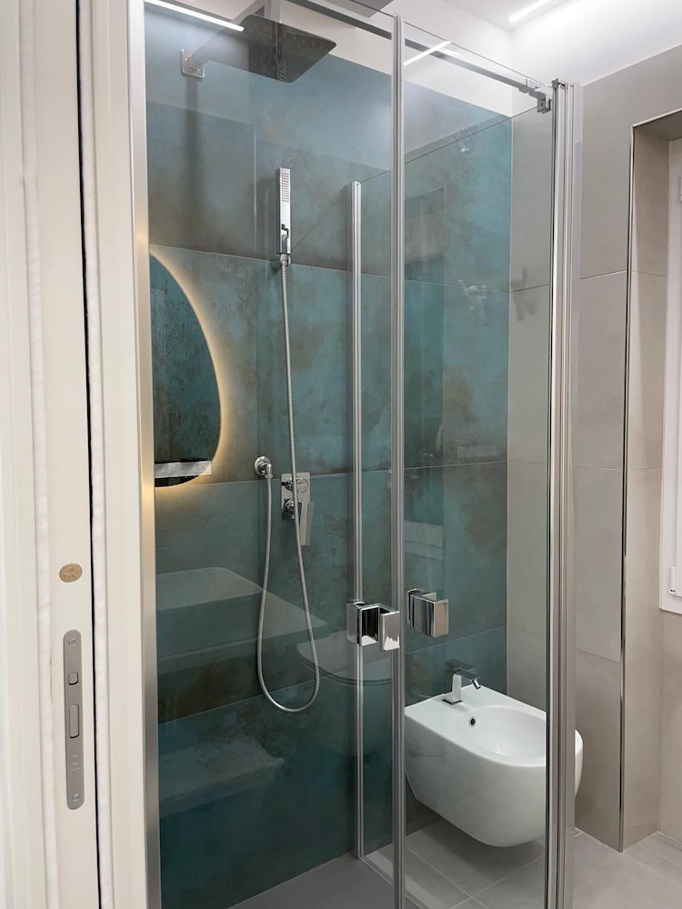 Domus Suites