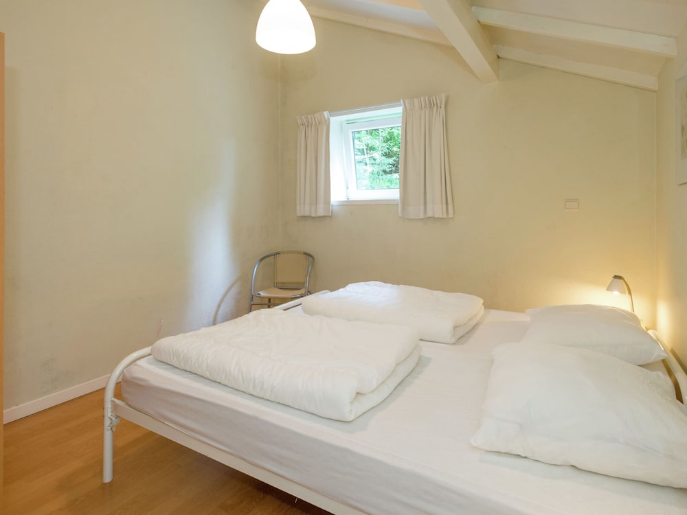Great Spacious Holiday Home in a Tranquil Holiday view 4