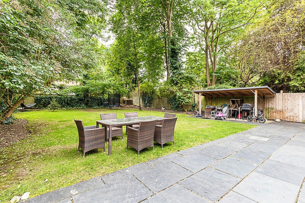 Charming and Modernised Edwardian Flat