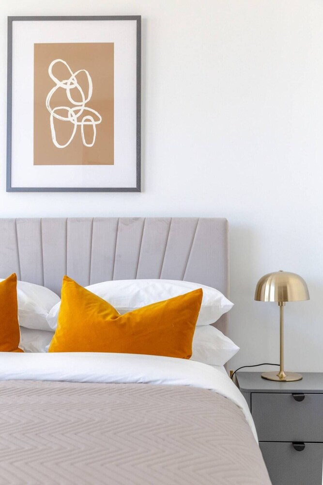 Luxurious 3BD Flat by the River Thames - Vauxhall