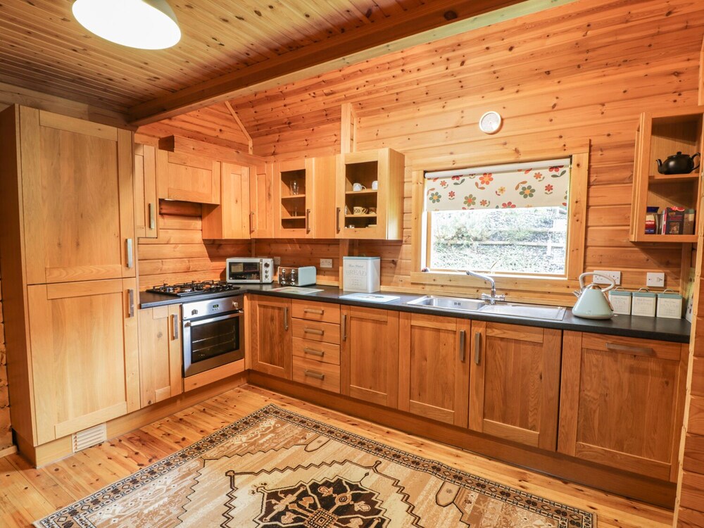 Sunset Lodge 6