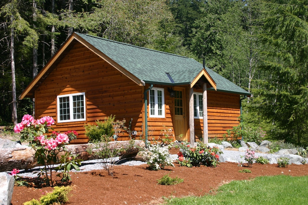 Copper Creek Inn at Mt Rainier