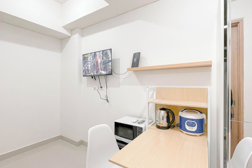 Good Deal Studio Room (No Kitchen) Bandaraya - Tallasa City Makassar Apartment