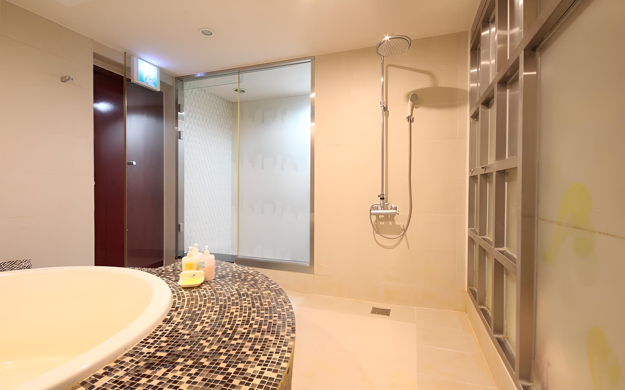 Hwasun Oncheon Hotel Tatami view 2