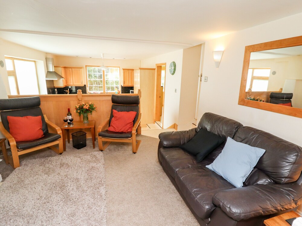 Damson Cottage view 3
