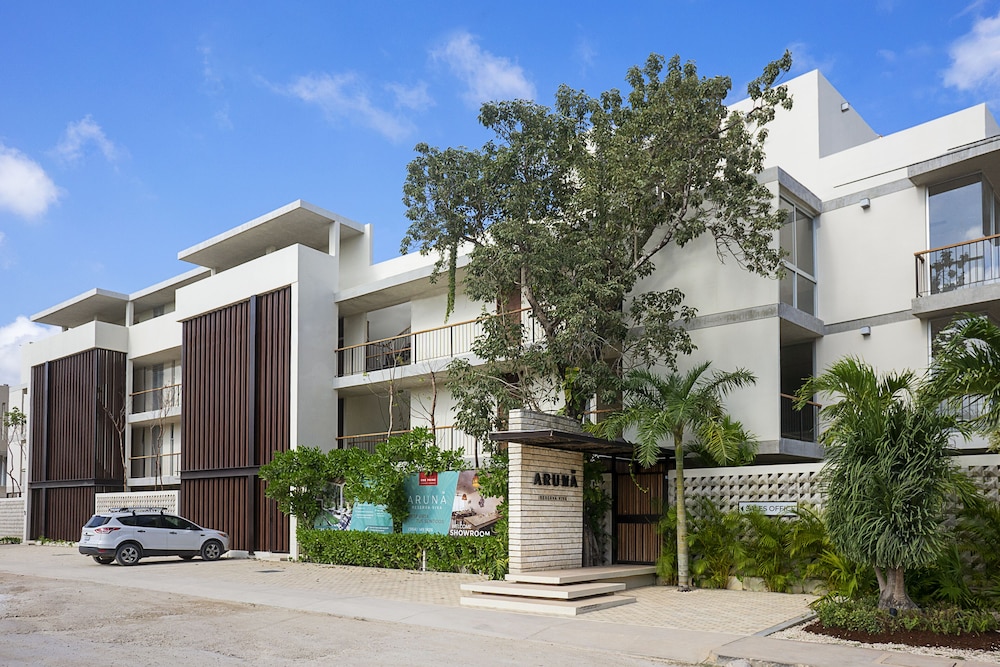 Luxury and Family condo in La Veleta view 4