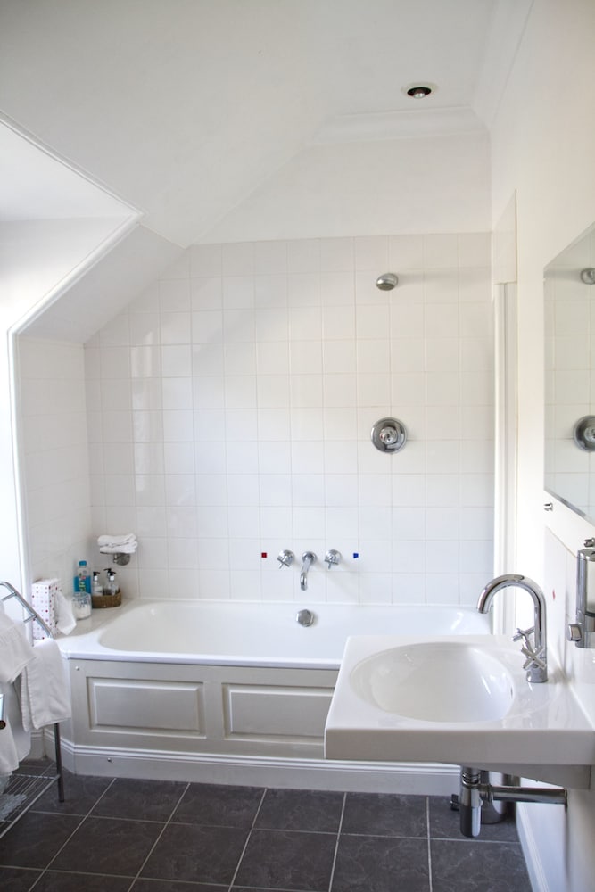 Airlie House Self-Catering