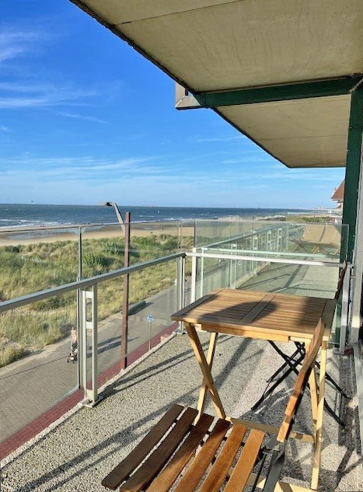 Apartment in Knokke-heist With Sea View