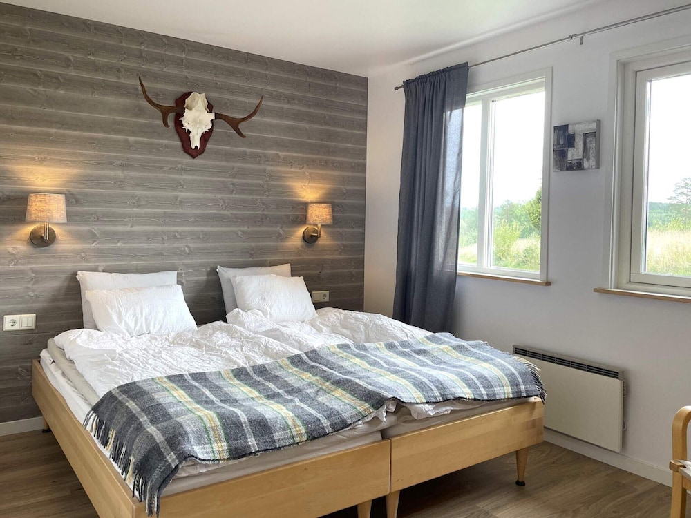6 Person Holiday Home in HOK view 4