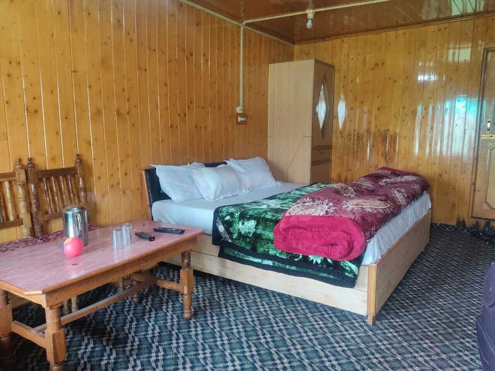 Hotel Roseland Cottage Gulmarg