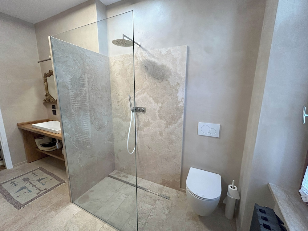 Garibaldi 14 Suite