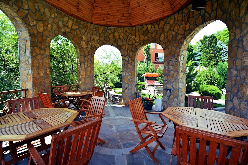 Guest House Skazka