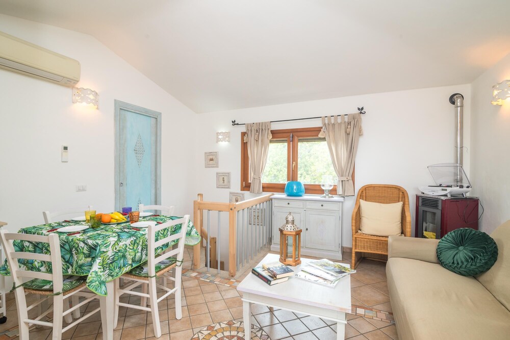 Villa del Golfo in Pittulongu view 2