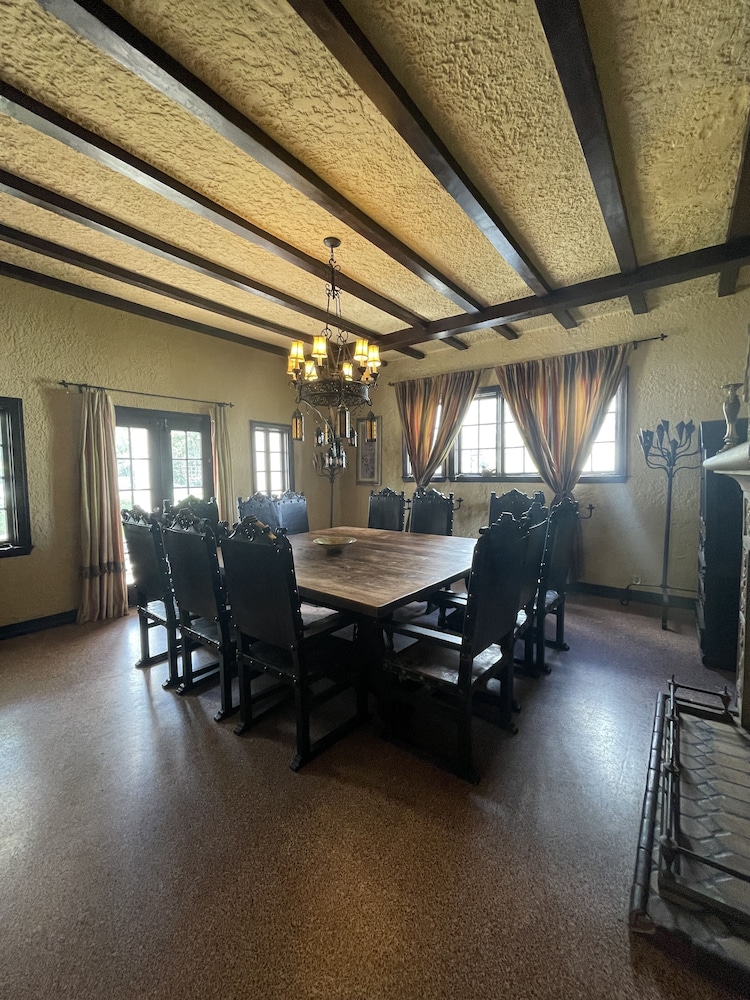 meeting & event spaces