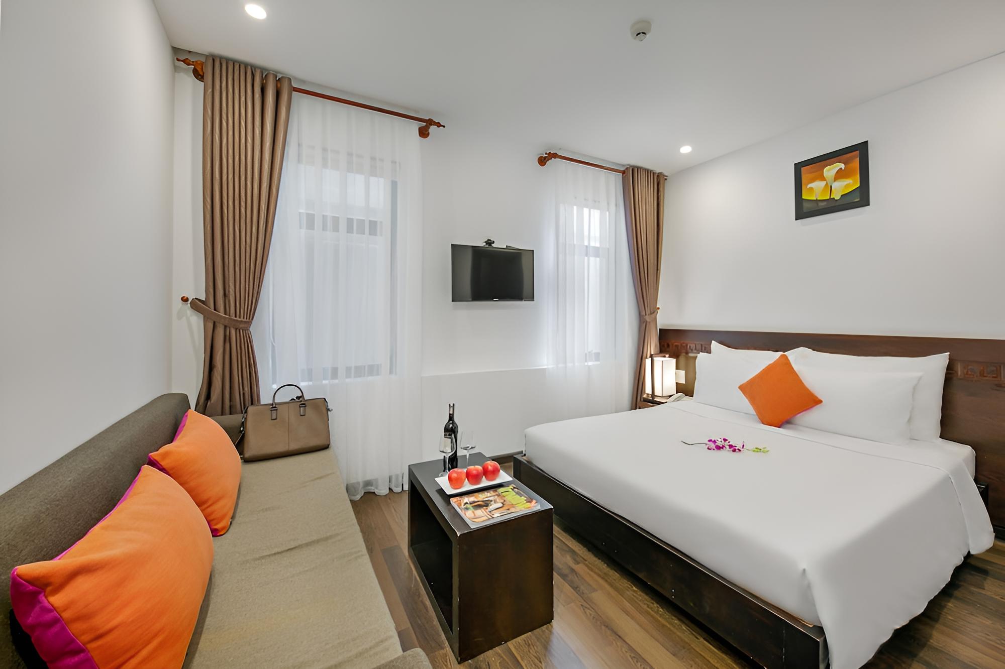 Emily Hotel & Apartments