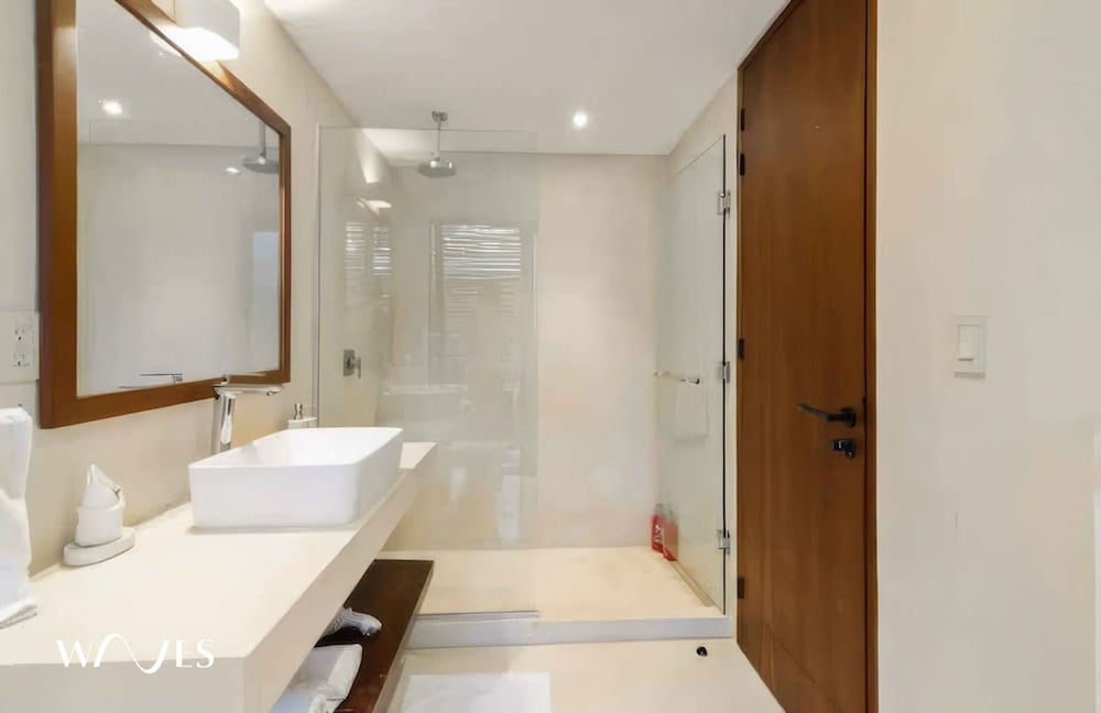 Great Located 2 Br w Terrace Private Pool