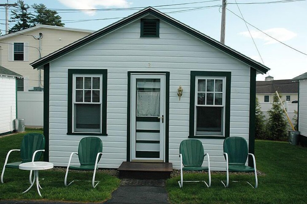 Channel Watefront Cottages