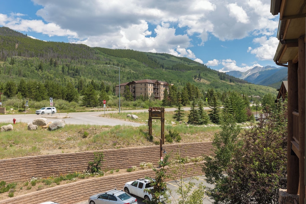 Hidden River Lodge #5982