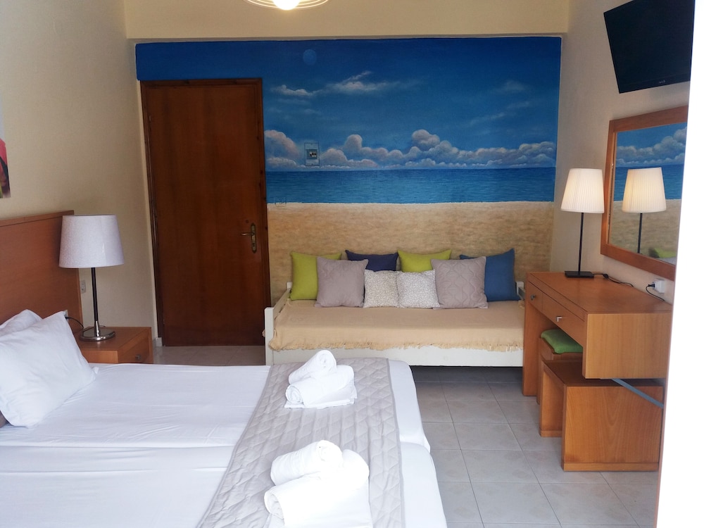 Villa Riviera view 4