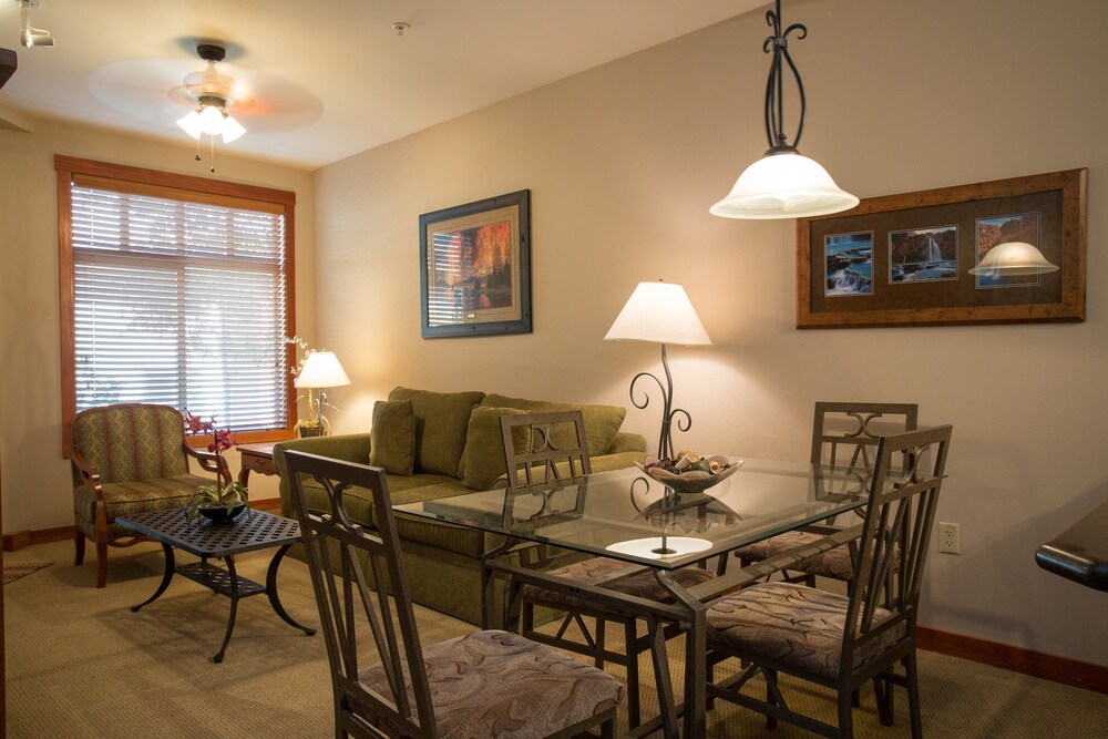 Eagle Springs West Condos - Solitude UT