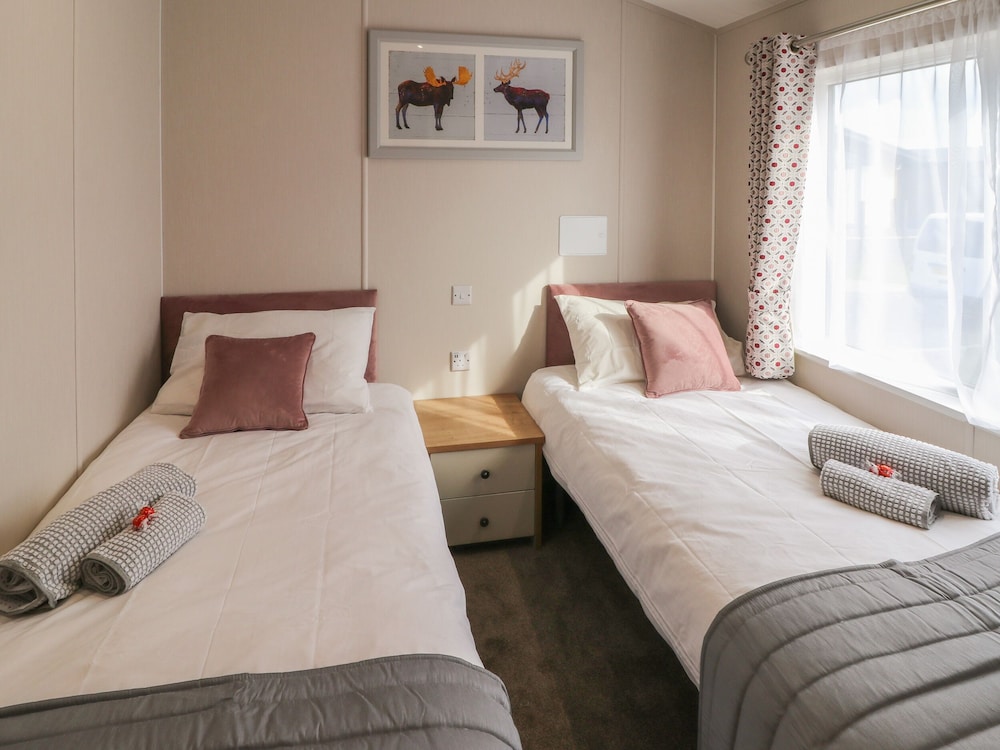 Sea Holly Lodge