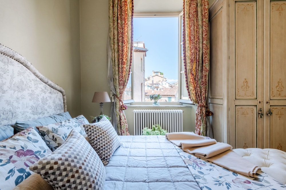 Timeless Palazzo in Lucca