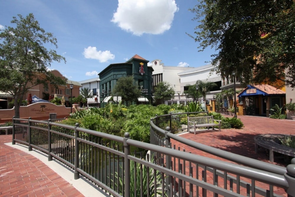 2712 Emerald Island - Image 3