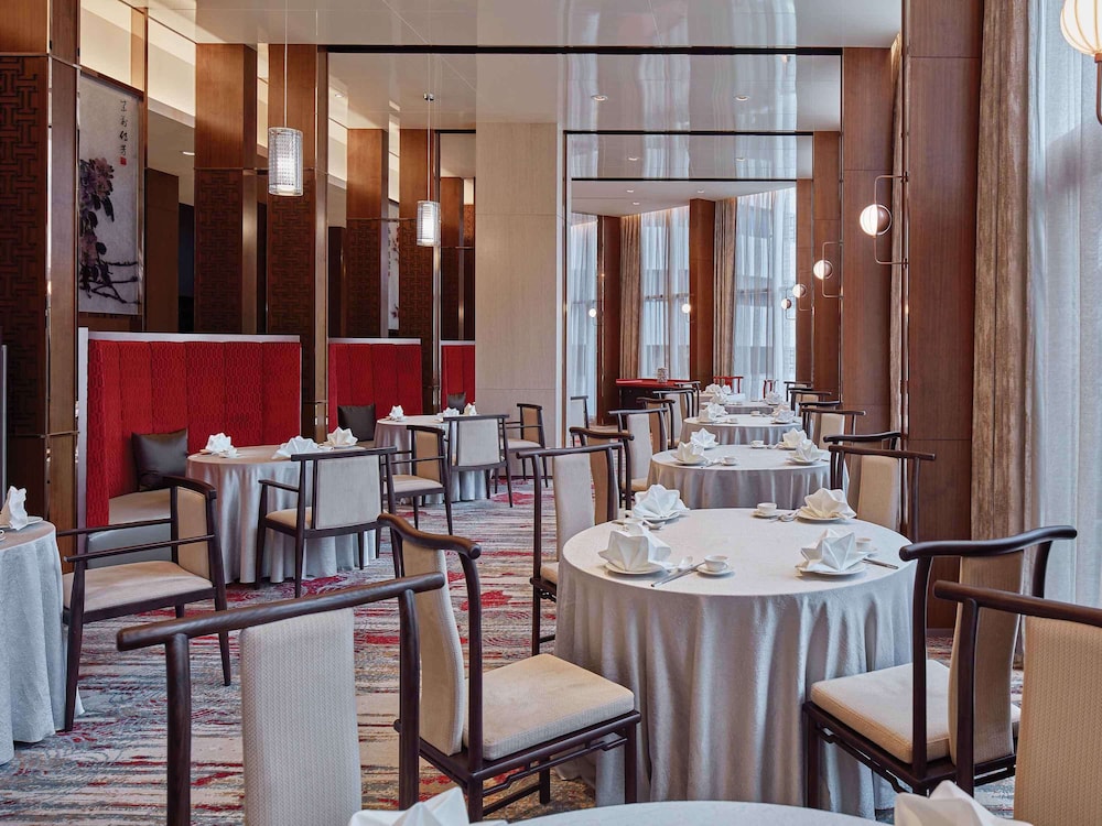Mercure Singapore Bugis 36