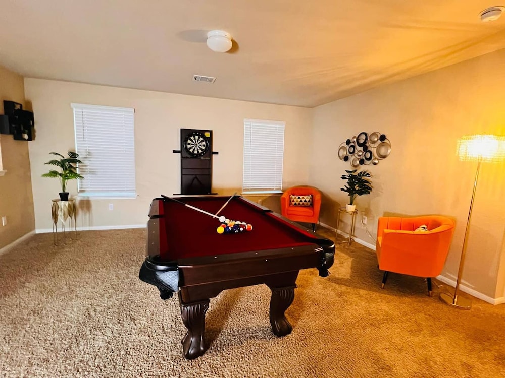 Spacious 4BR Home w Game Room Office Backyard