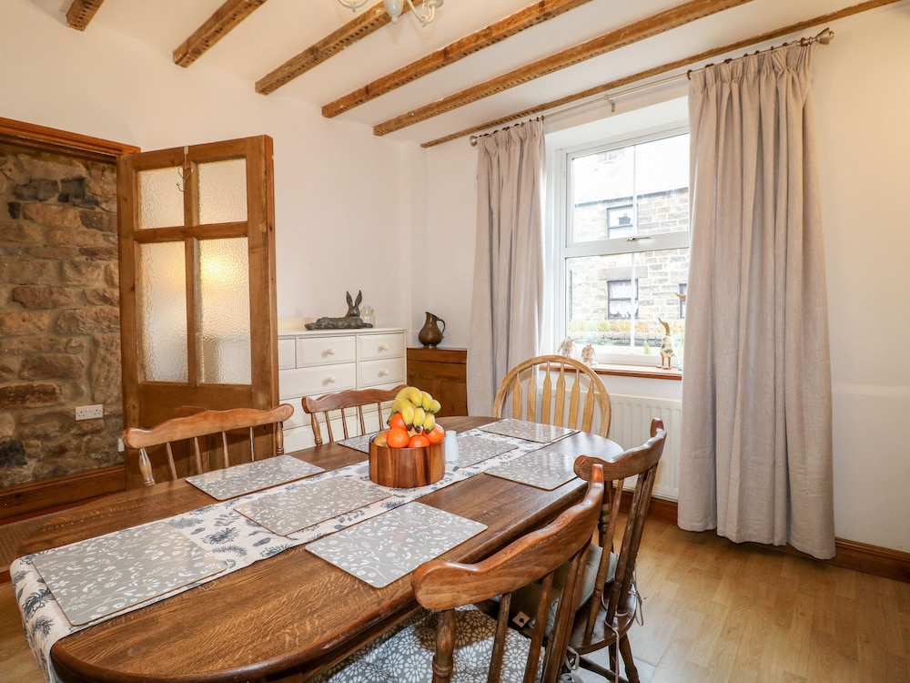 Hallbrook Cottage
