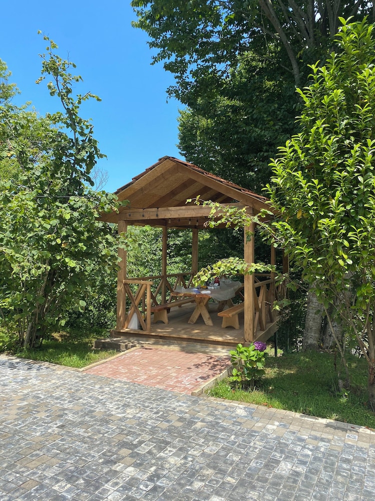 Kvirike Gardens