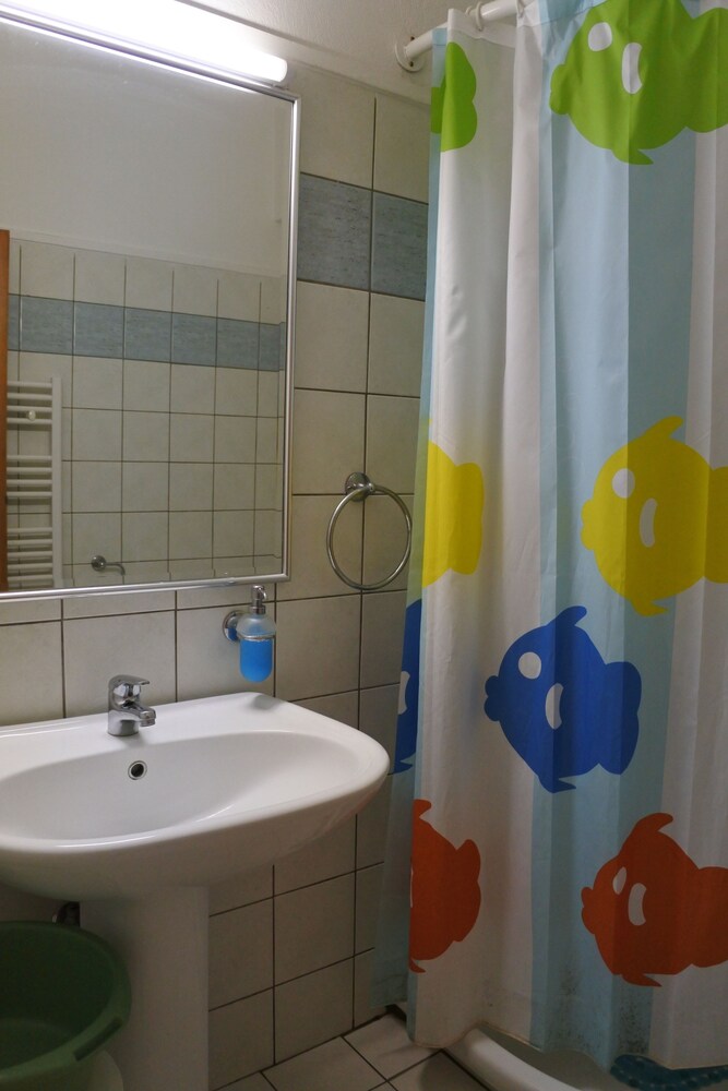 Photo 32