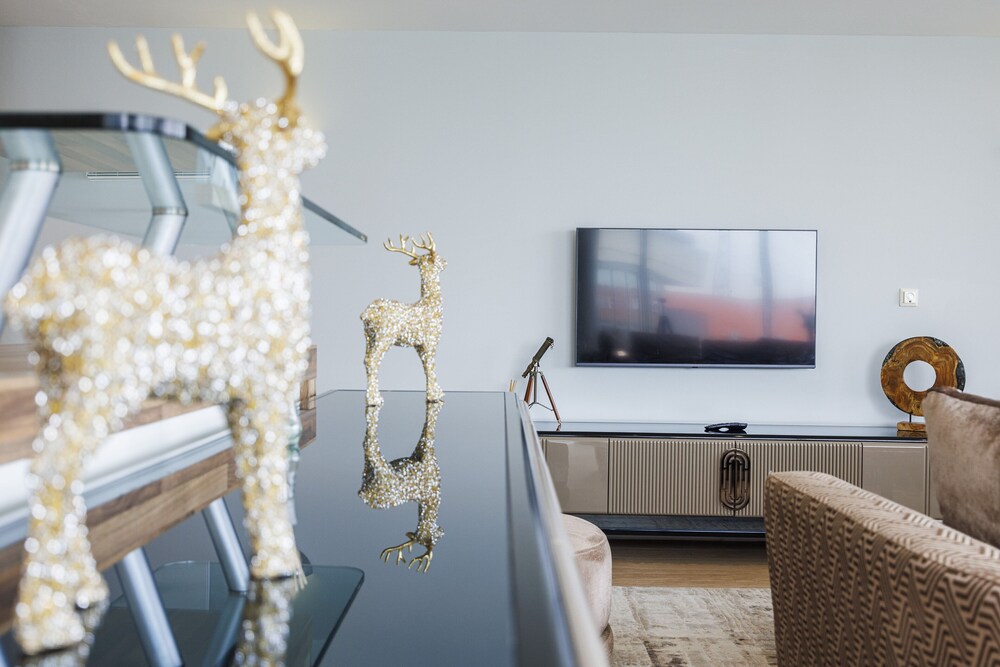 The Nest - Austin David Apartments