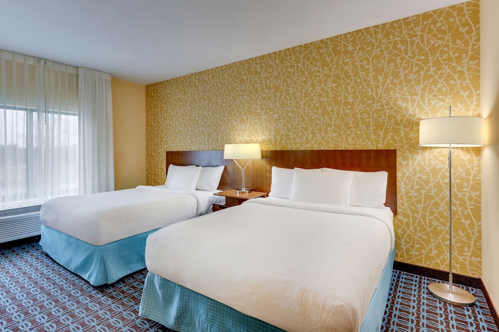 Dunn Vacations - Fairfield Inn Suites Dunn I-95 - Property Image 33