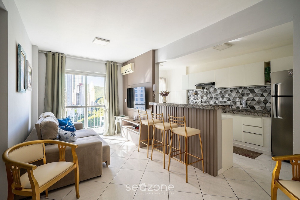 2BR apt 150m Beach Balneario Camboriu Esd143