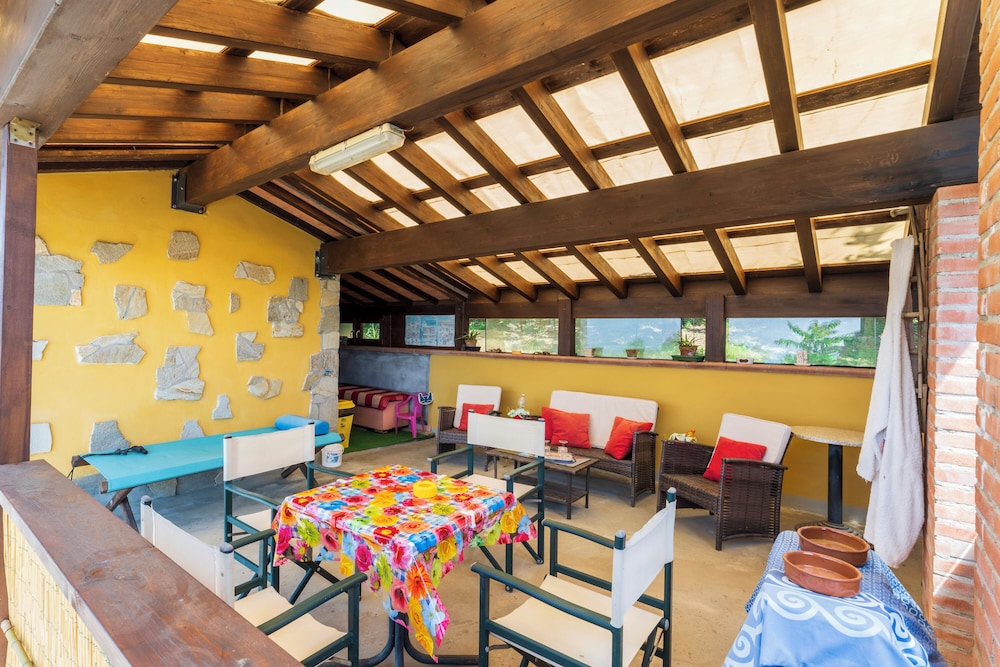 Casa Di Elda Holiday Home With Pool