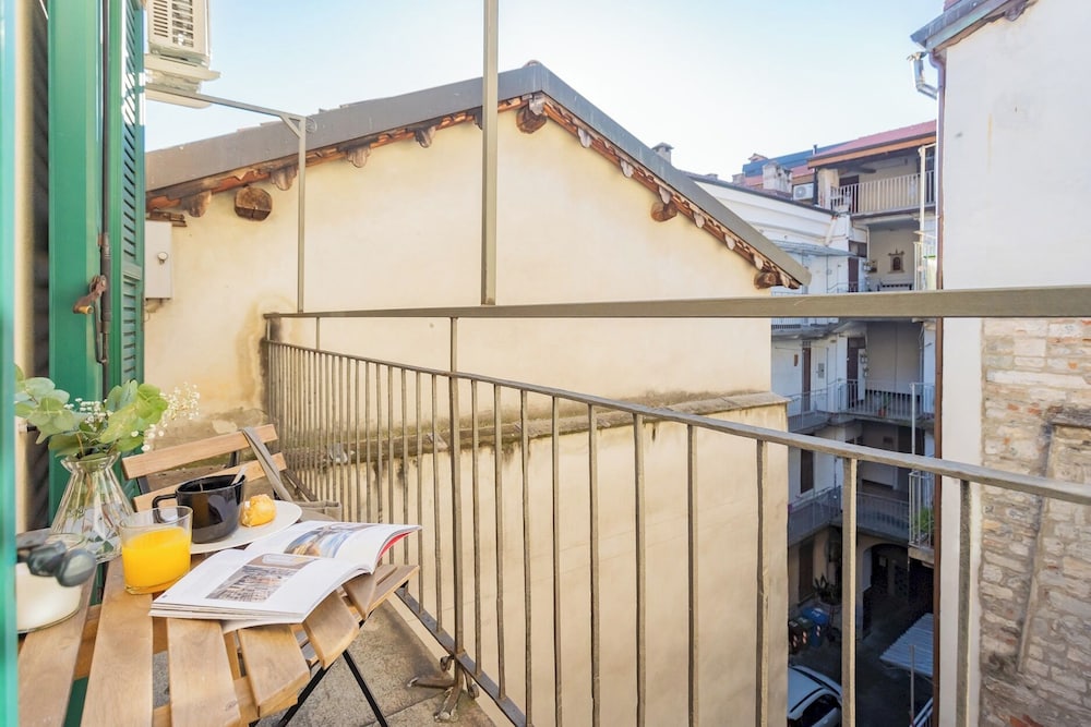 La Casa di Nino by Rent all Como
