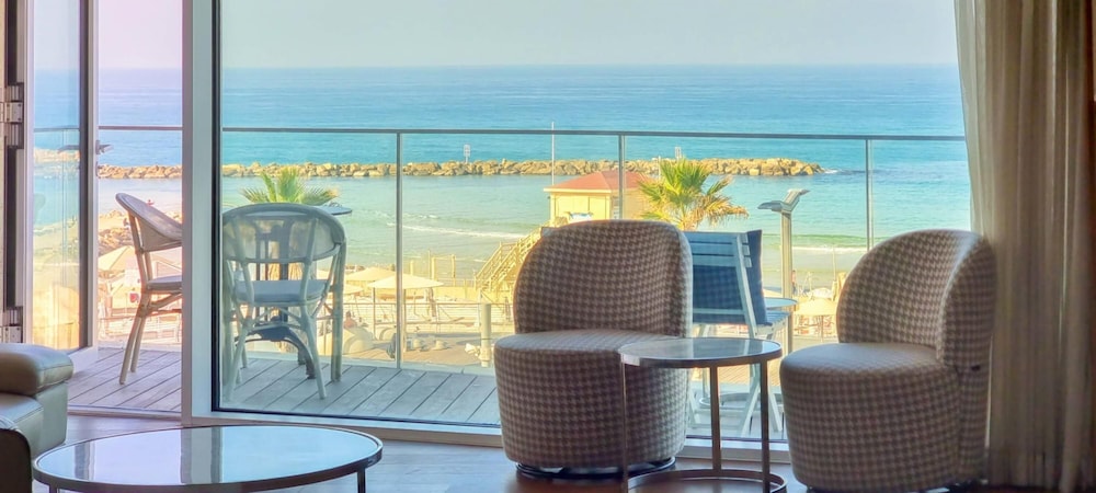 Hayarkon Emeraude in Tel Aviv-yafo view 2