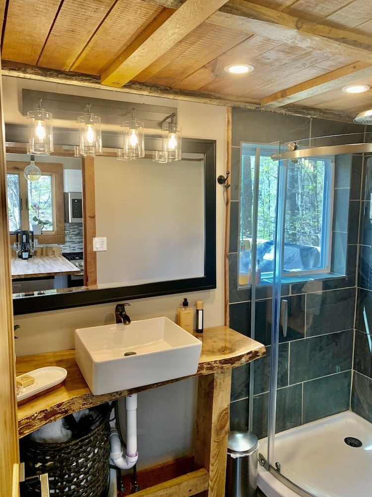 Eagle Ridge Treehouse view 4