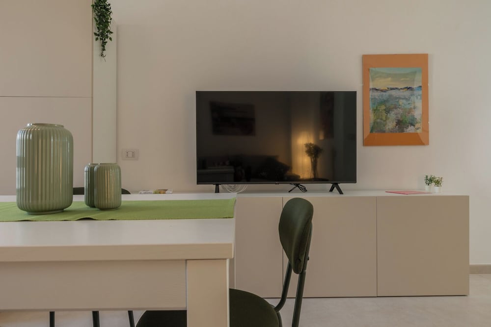 Tripoli White Home by Wonderful Italy