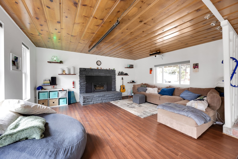 Charming Retreat In The Heart Of Reno 3 Bedroom Home