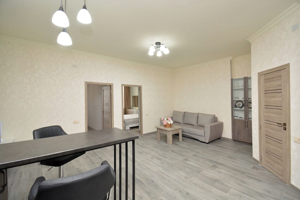 two bedroom apartment on Zaryan street