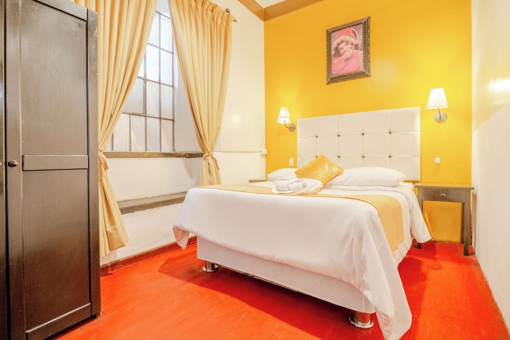 Hotel Campanario