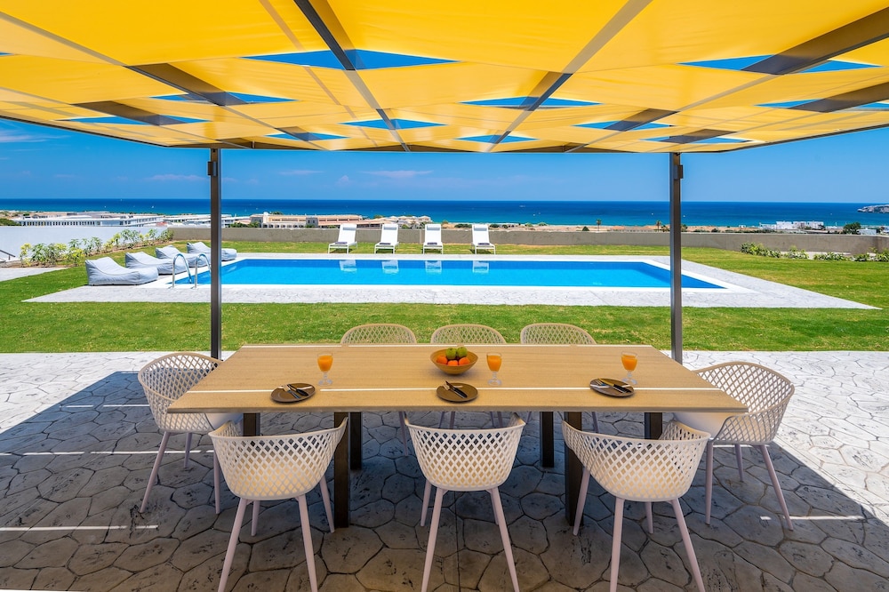 Hill & Sea View Villas