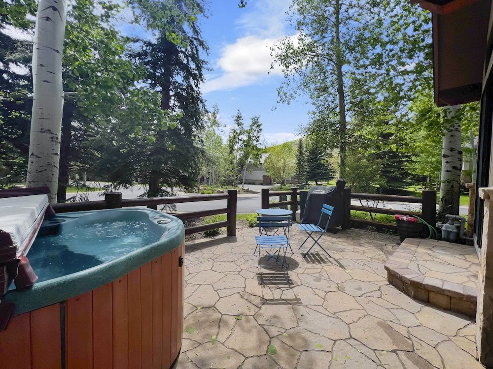 Deer Valley Escapes - Park City Ski Resort Condos