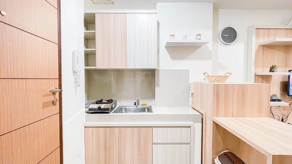 Comfort And Minimalist 1Br Apartment Vida View Makassar