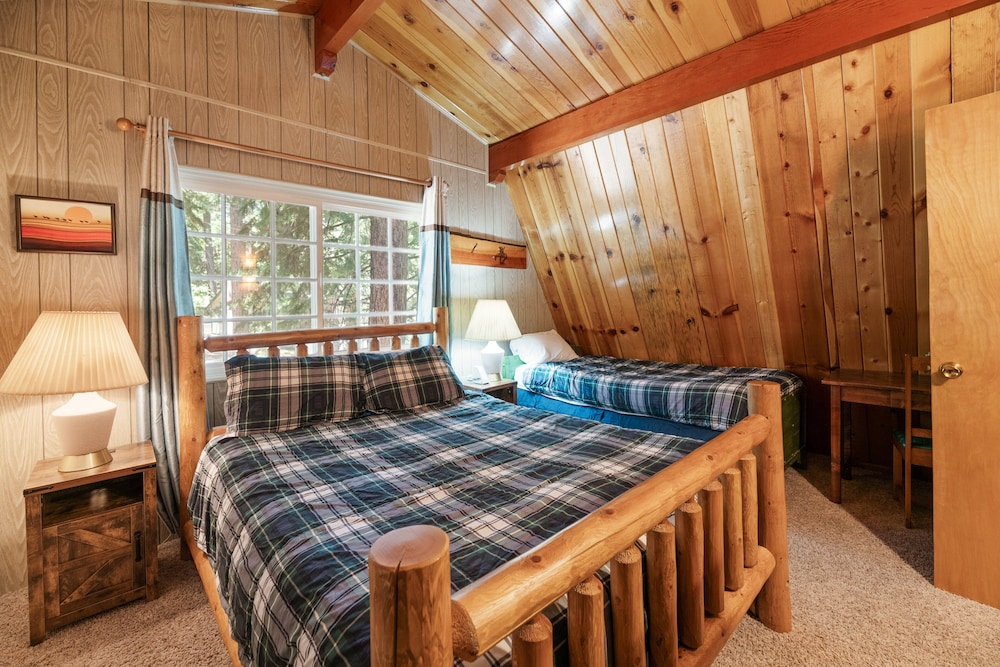 Alpine Haus view 3