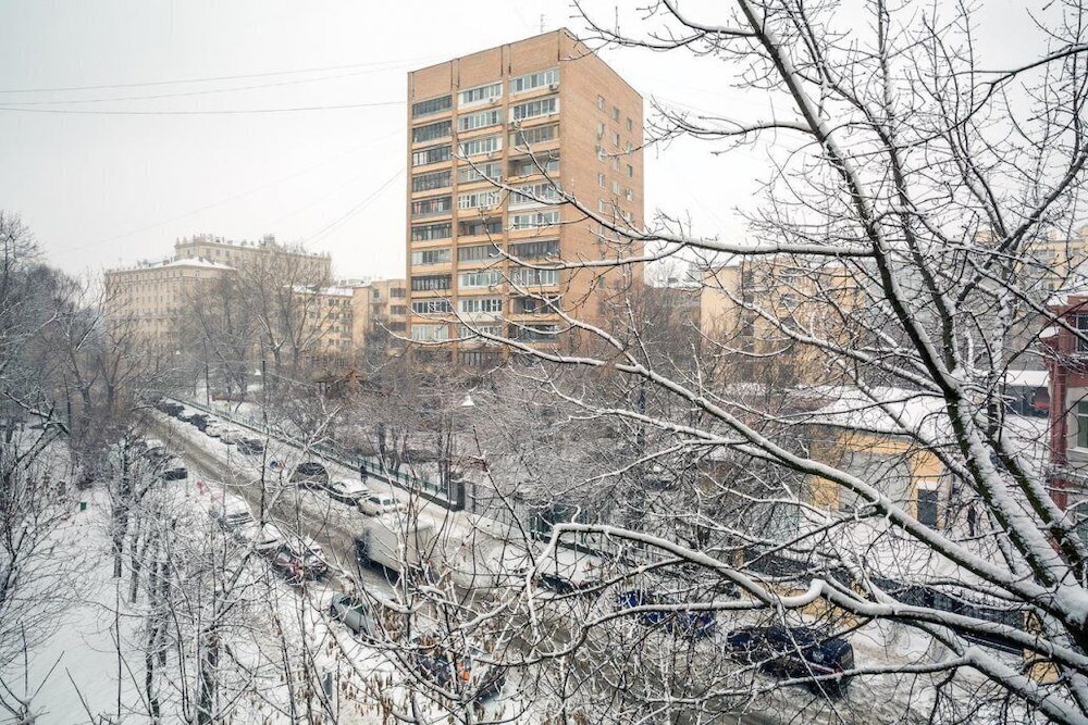 Lux-Apartments Malaya Pirogovskaya 23